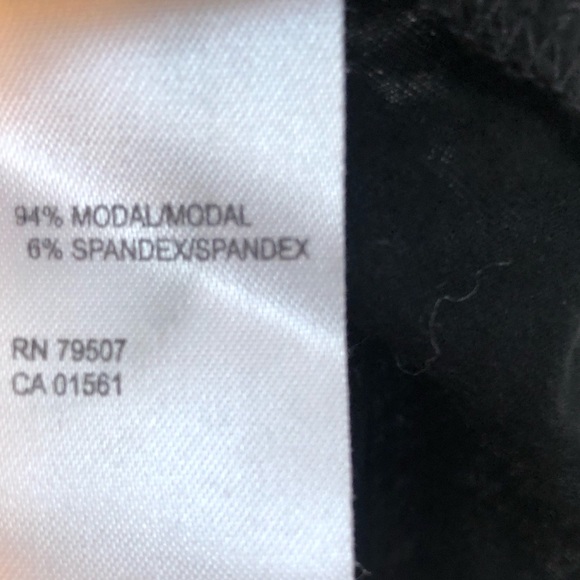 Isda & Co Black Twist Front Tee - Picture 3 of 3